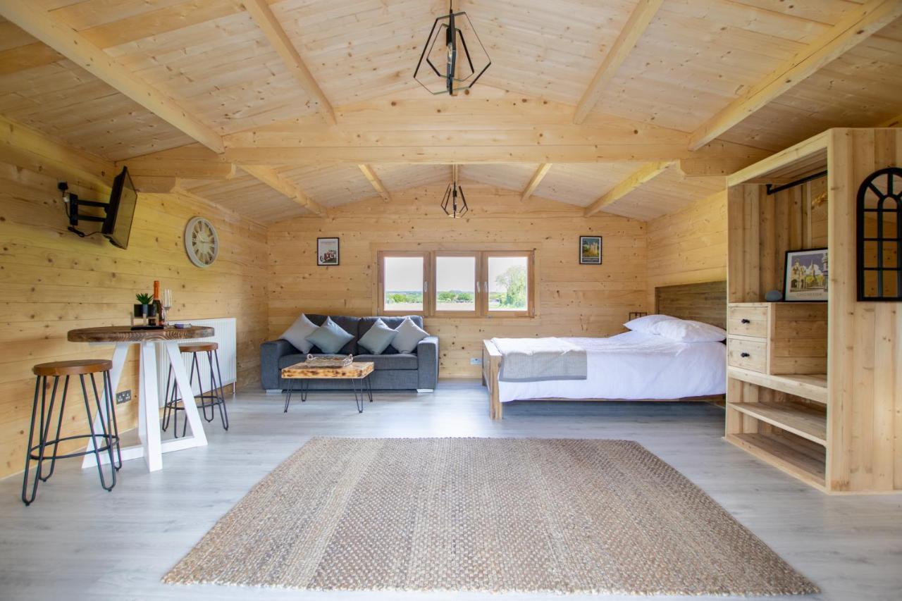 Choller Lake Lodges - Primrose Cabin With Private Hot Tub أروندل المظهر الخارجي الصورة